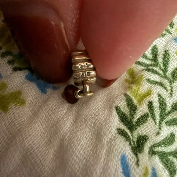 Pandora January  Birthstone Dangle Charm -100% authentic - RETIRED PIECE - Picture 4 of 4
